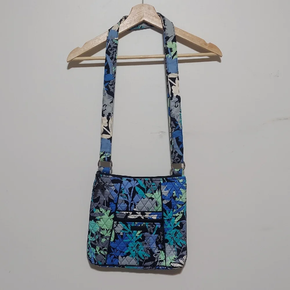 Vera Bradley Tote Bag Camofloral Print Retired Pattern Medium Shoulder Purse